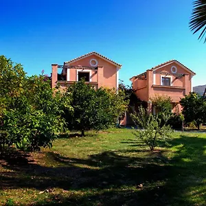 https://efrosini-village.kefaloniahotels.net